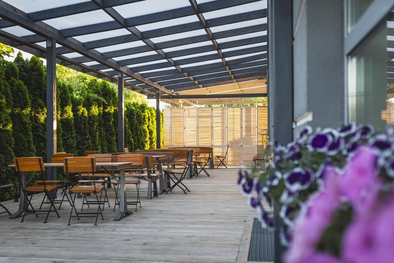 Hotel Pikul Pulawy Exterior photo