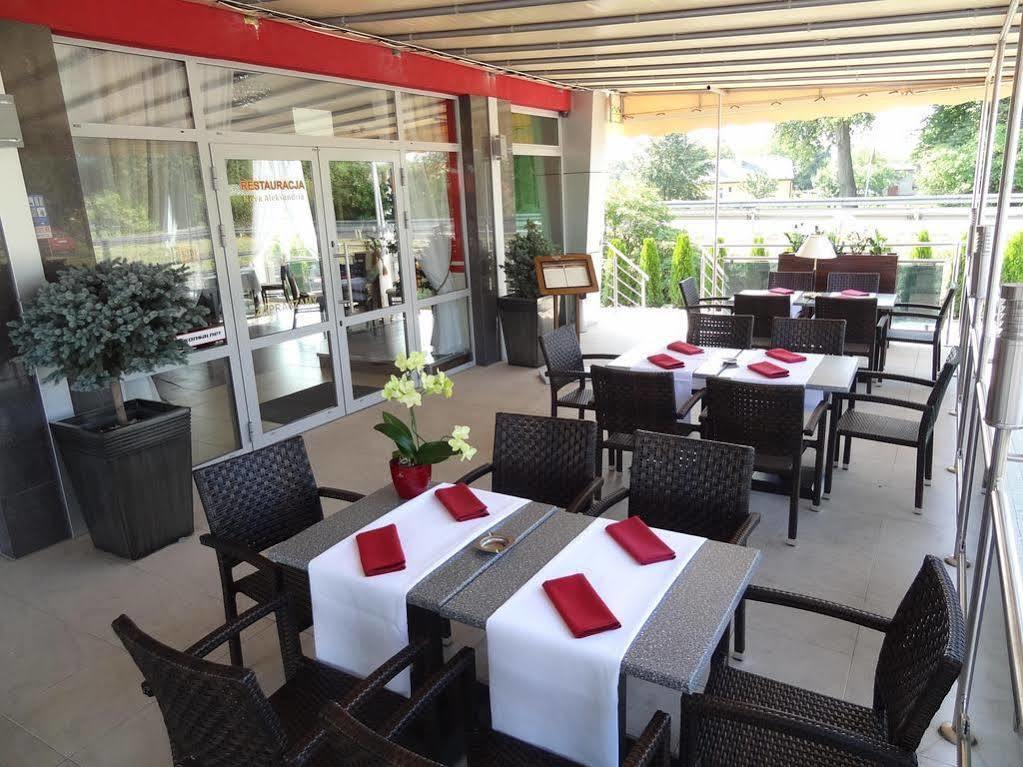 Hotel Pikul Pulawy Exterior photo